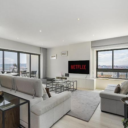 Whome Family Condo - Urban Retreat With Parking, Ac, Elevator In Great Location Lisboa Екстериор снимка