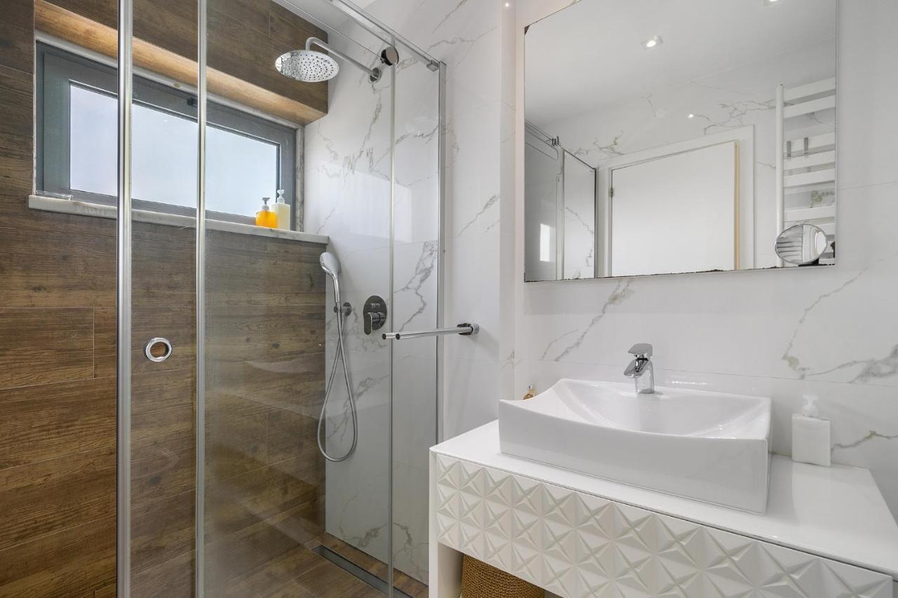 Whome Family Condo - Urban Retreat With Parking, Ac, Elevator In Great Location Lisboa Екстериор снимка