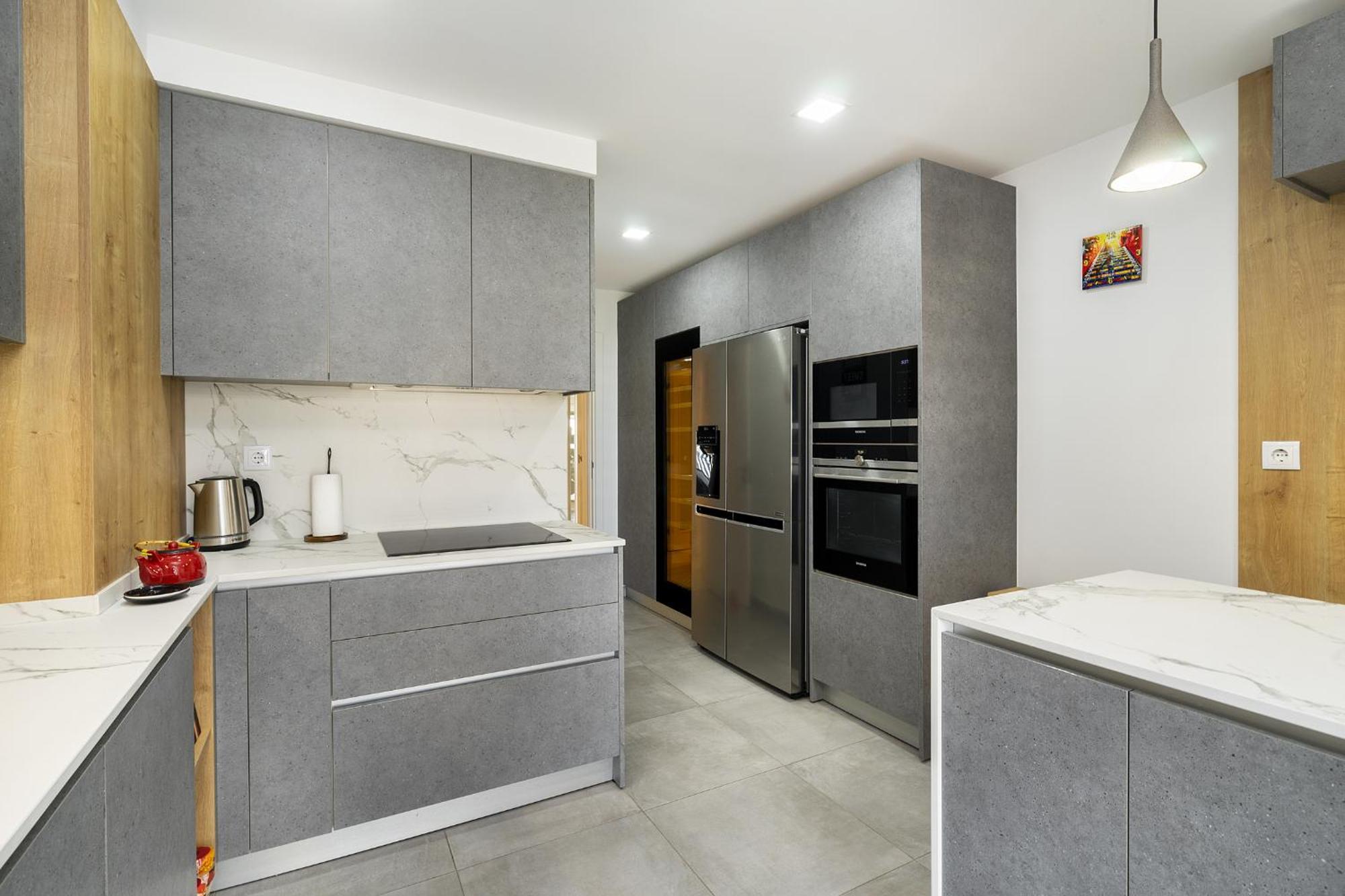 Whome Family Condo - Urban Retreat With Parking, Ac, Elevator In Great Location Lisboa Екстериор снимка
