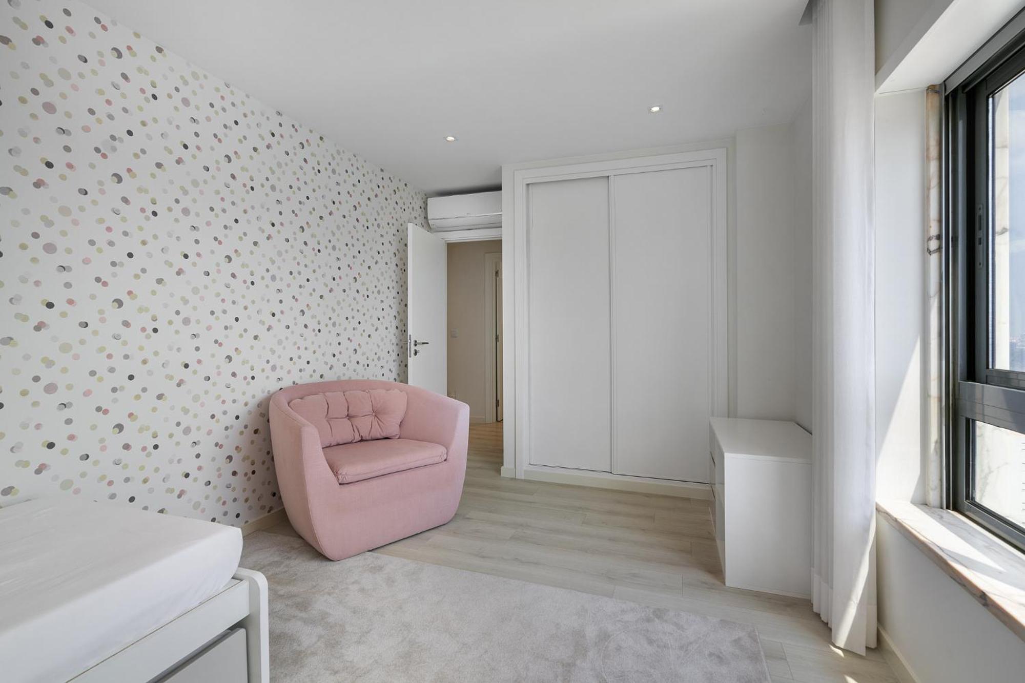 Whome Family Condo - Urban Retreat With Parking, Ac, Elevator In Great Location Lisboa Екстериор снимка