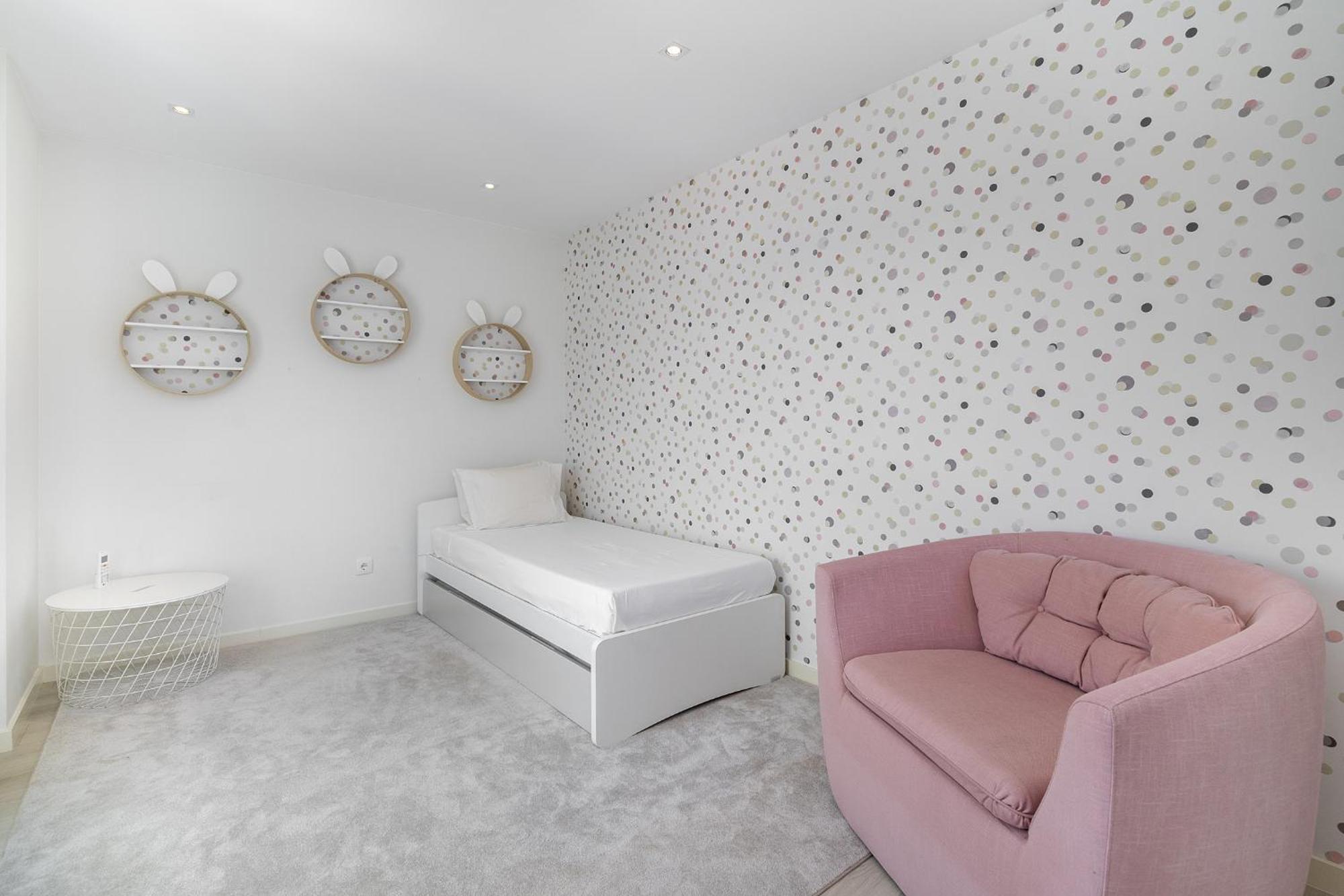 Whome Family Condo - Urban Retreat With Parking, Ac, Elevator In Great Location Lisboa Екстериор снимка